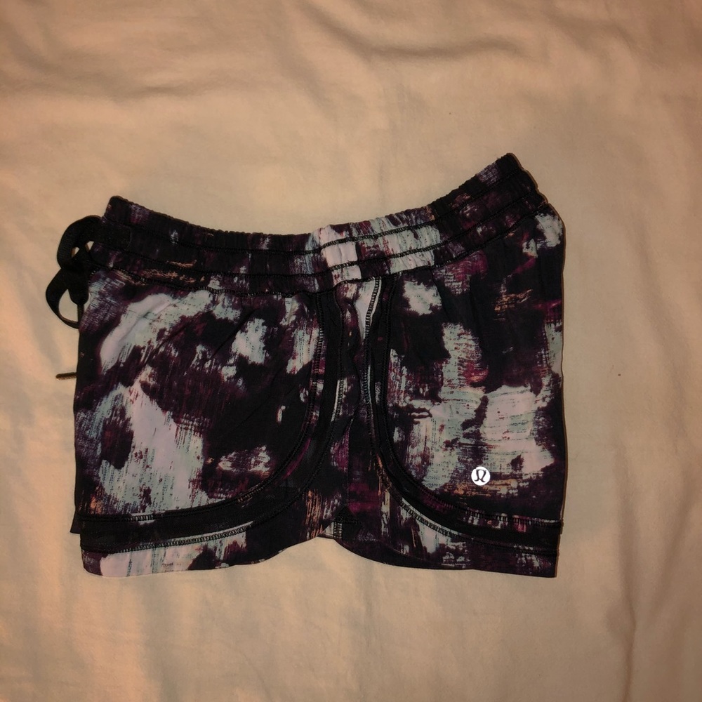 Lululemon 2” inseam running short